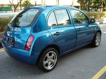 2004 Nissan March Photos