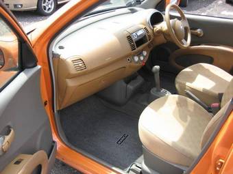 2004 Nissan March Photos