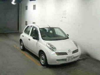 2004 Nissan March Photos