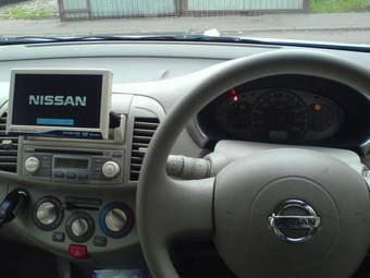 2004 Nissan March Photos
