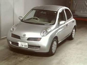 2004 Nissan March Photos