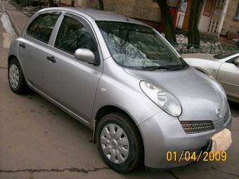 2004 Nissan March Photos