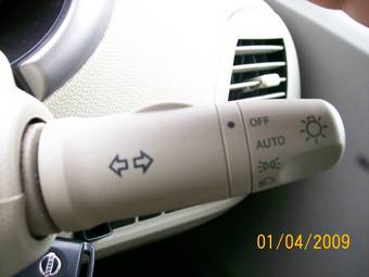 2004 Nissan March Pictures