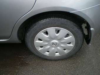 2004 Nissan March Pictures