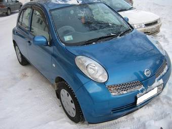 2004 Nissan March Images