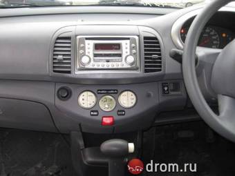 2004 Nissan March Photos