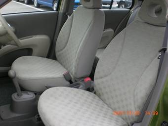 2004 Nissan March Photos