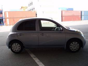 2004 Nissan March Images