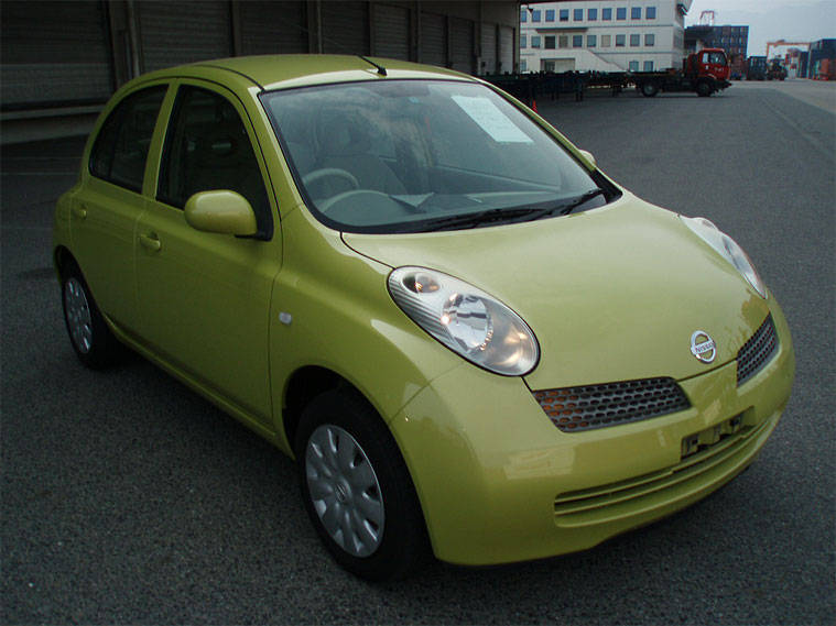 Nissan march 2004