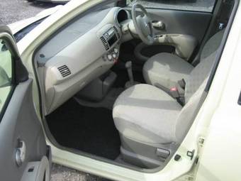 2004 Nissan March Photos