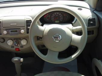 2004 Nissan March Photos