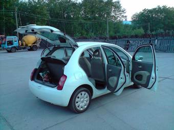 2004 Nissan March Photos