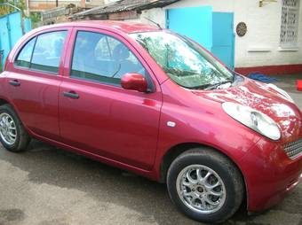 2004 Nissan March Images