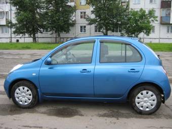 2004 Nissan March Pics