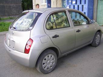 2004 Nissan March Photos