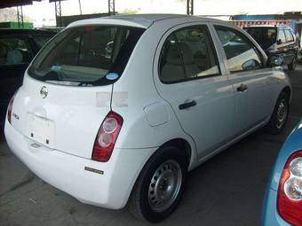 2004 Nissan March Pictures