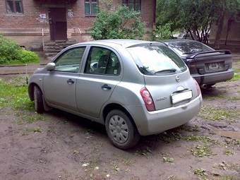2004 Nissan March Pictures