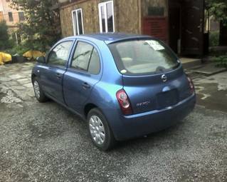 2004 Nissan March Photos