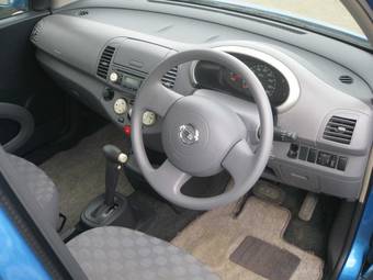 2004 Nissan March Pictures
