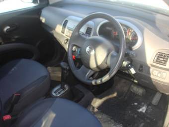 2004 Nissan March Photos