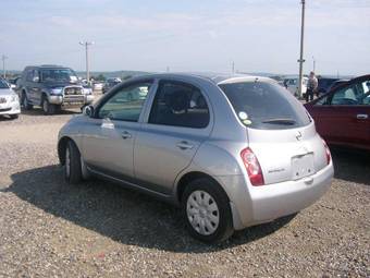 2004 Nissan March Pics