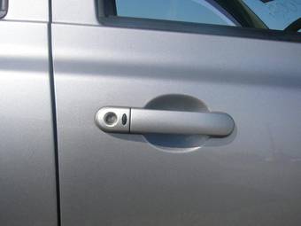 2004 Nissan March Pictures