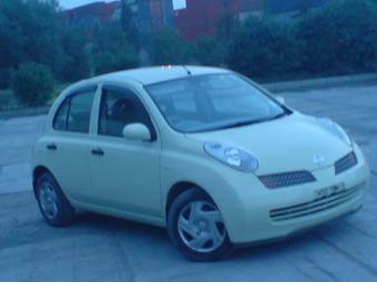 2004 Nissan March Photos