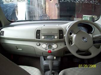 2004 Nissan March Pictures