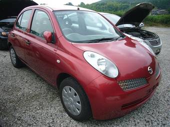 2004 Nissan March Photos