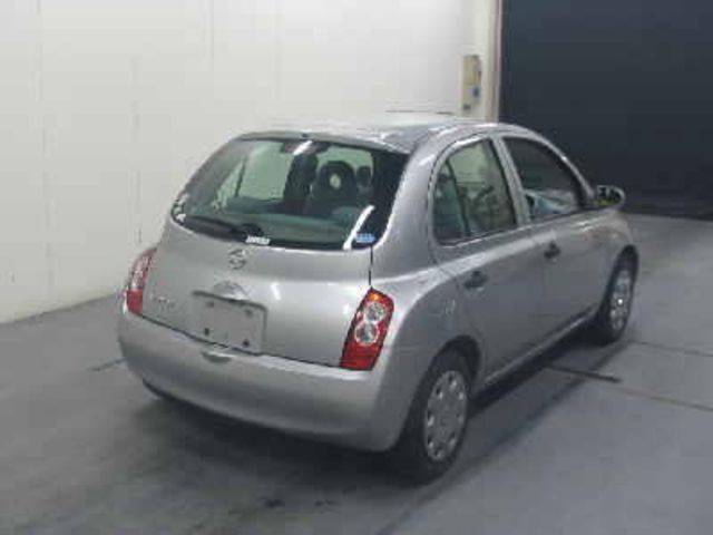2005 Nissan March