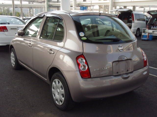 2005 Nissan March