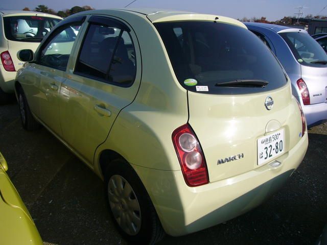 2005 Nissan March