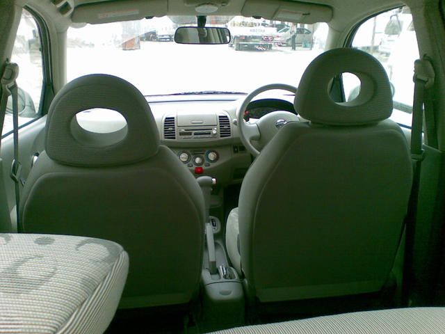 2005 Nissan March