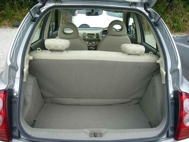 2005 Nissan March