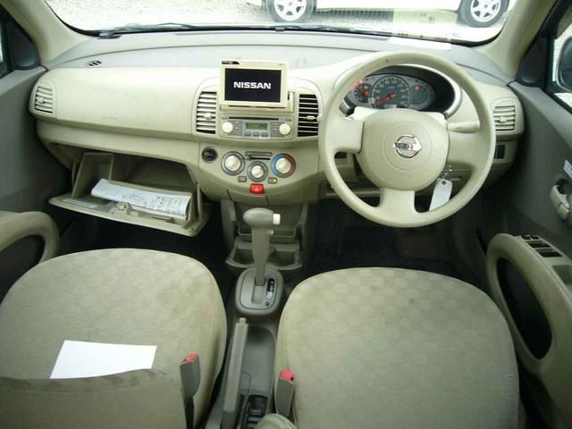 2005 Nissan March