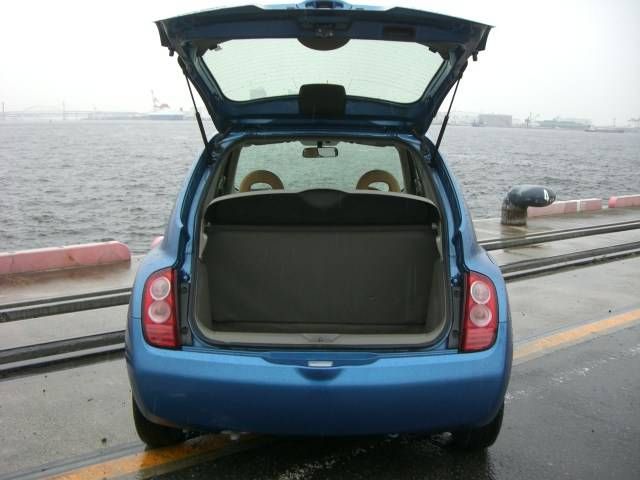 2005 Nissan March
