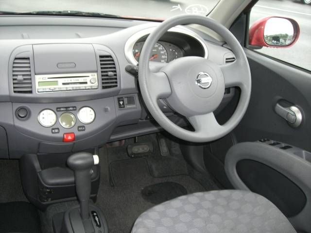 2005 Nissan March