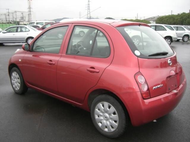 2005 Nissan March