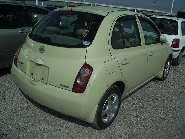 2005 Nissan March