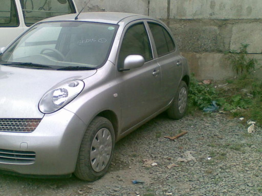 2005 Nissan March