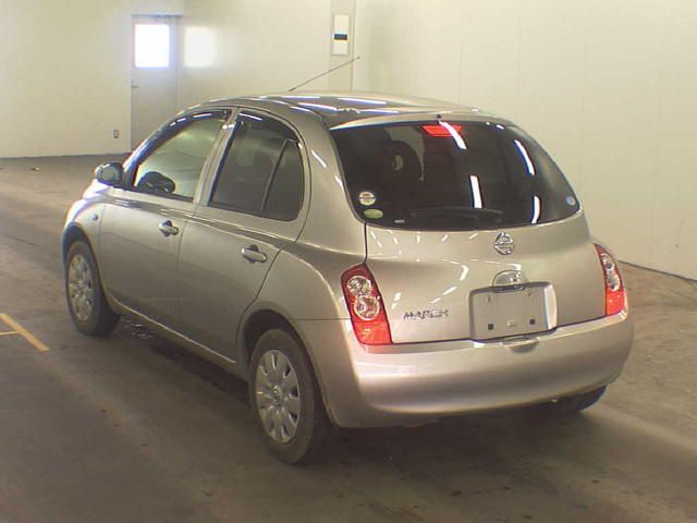 2005 Nissan March