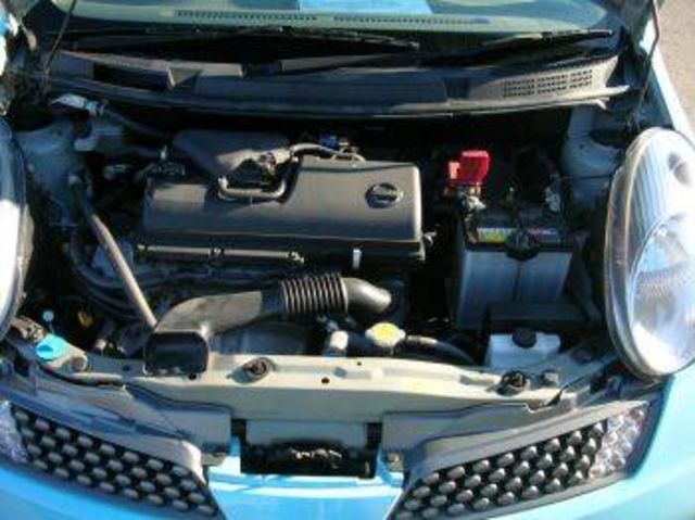 2005 Nissan March