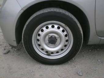 2005 Nissan March Pictures