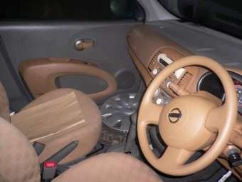 2005 Nissan March Images