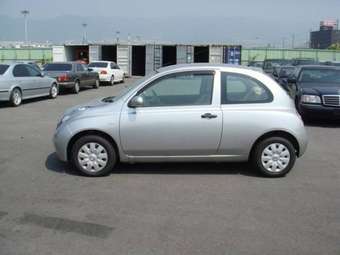 2005 Nissan March Pictures