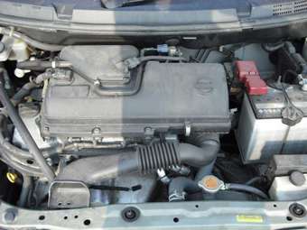 2005 Nissan March Images
