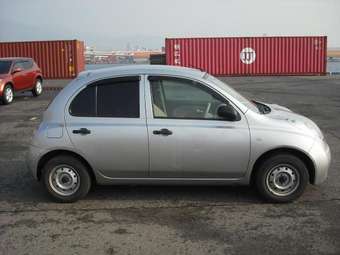 2005 Nissan March Pictures