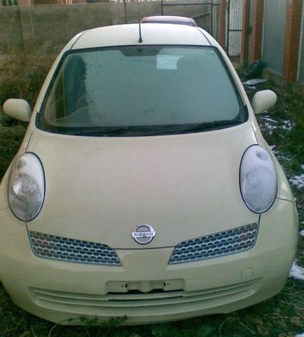 2005 Nissan March