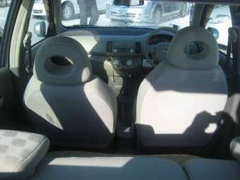 2005 Nissan March Pictures