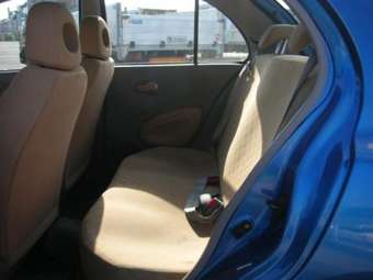 2005 Nissan March Photos